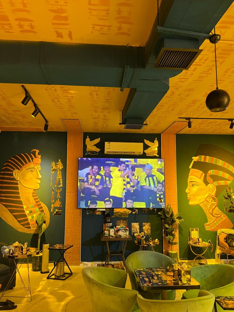 جلسات داخلية بتصميم فرعوني