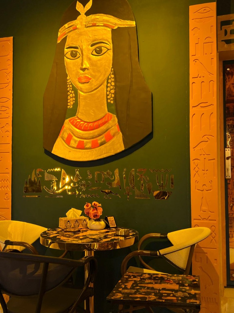 مكان مثالي للقاء الأصدقاء